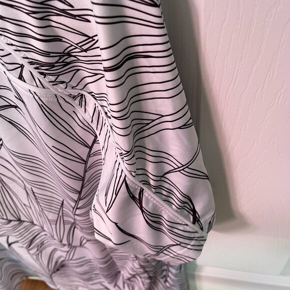 Fila Short Sleeve Performance Tee White and Black Men's XL - Picture 2 of 6